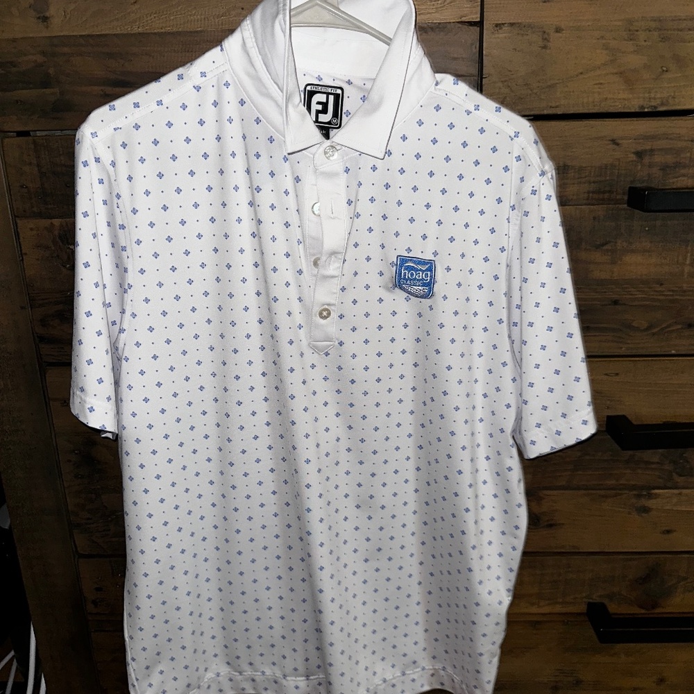 Men’s Footjoy shirt Athletic fit medium hoag classic logo white with blue patter